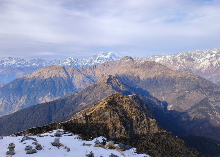 1758215191-pexels-ankit-mishra-593825365-19877300 (1).jpg